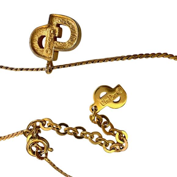 Chistian Dior Offset CD Initial Necklace - Picture 11 of 11